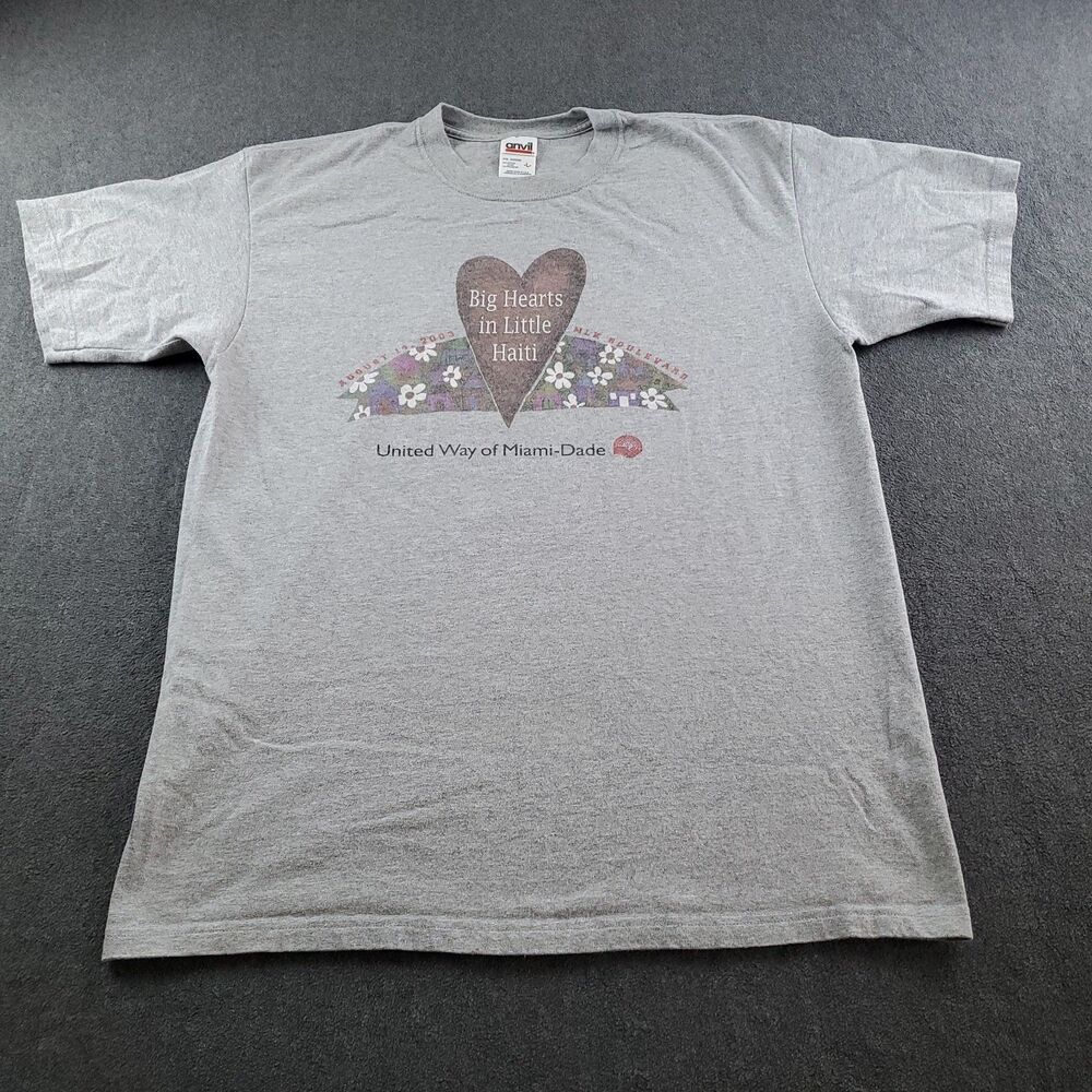 Vintage 2003 Big Hearts In Little Haiti Tshirt Men's XL Gray United Way Of Miami